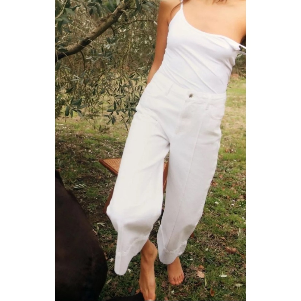 ZARA | Front Seam Cropped Wide Leg Jeans in White, Size 12